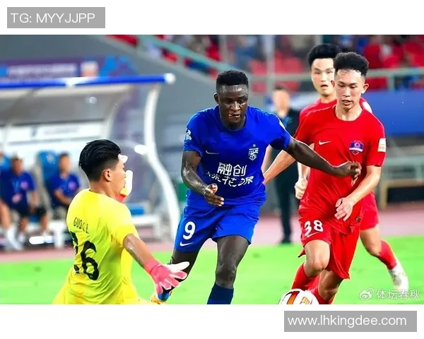 重庆排球队以56分领跑总决赛积分榜展现强劲实力 重庆排球队以56分领跑总决赛积分榜展现强劲实力