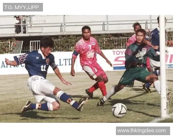 身高不高却技艺超群足球明星中那些身材矮小的传奇球员