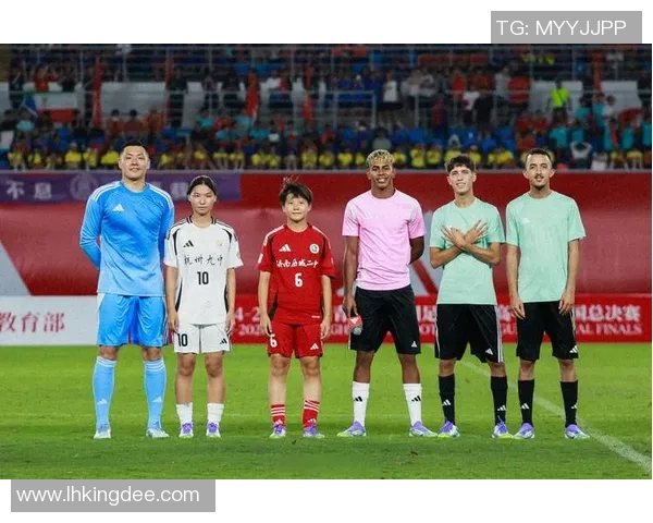 韩国足球明星最佳阵容揭秘盘点历史上最闪耀的球员与他们的辉煌成就