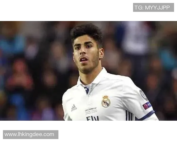 当今足坛最火年轻足球明星的崛起与未来发展潜力分析 当今足坛最火年轻足球明星的崛起与未来发展潜力分析